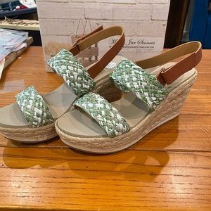 Yellow box wedge sandals